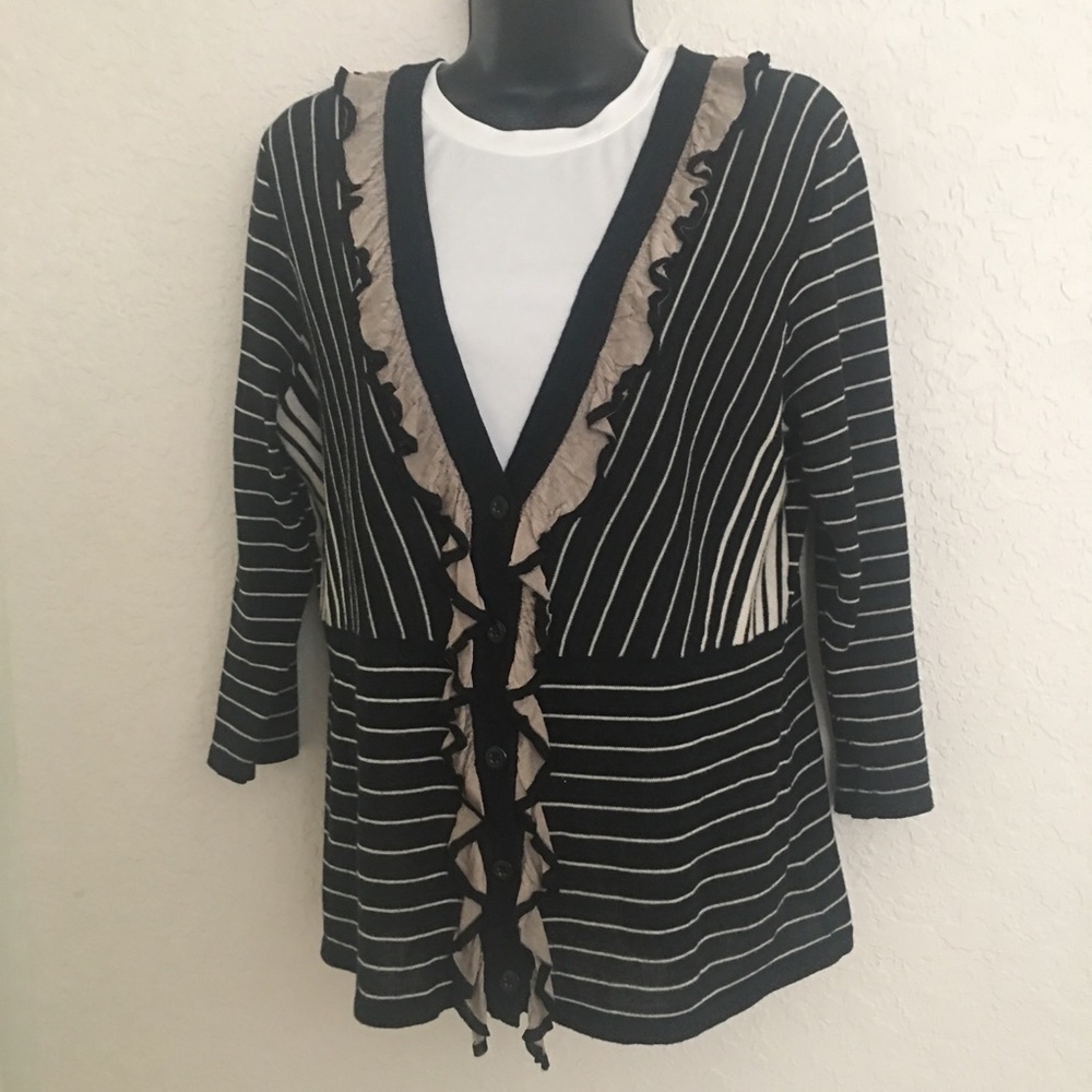 CABI “The Flirt” cardigan sweater Size Medium
